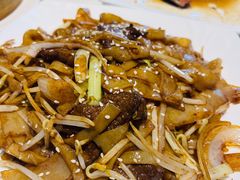 干炒牛肉河粉-衡山汇·高级粤菜(霄云路店)