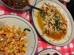 -荆九爷爆炒桥头三嫩(云南北路店)