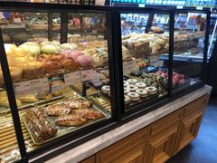 面包甜点陈列柜-多乐之日(和平伊势丹店)