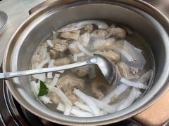 -喃喃椰·糟粕醋·椰子鸡火锅(七堡花园店)