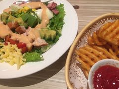 -必胜客(东大桥店)