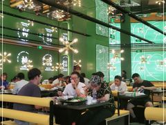 大堂-一席地·本地鸡窝·杭帮鸡火锅(萧山银隆百货店)