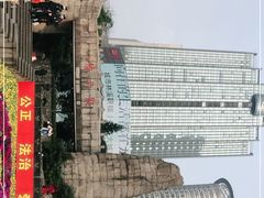 -观音桥步行街