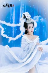 -九月鹰飞汉服摄影工作室