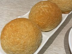 酥皮焗叉烧包-添好运点心专门店(深水埗店)