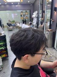 -藤野造型烫染·漂发