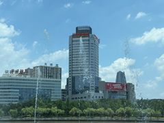 -MONICH牛排融合餐厅(和义大道购物中心店)