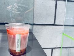 草莓波波（冻）-RWORK·COFFEE(滨江店)
