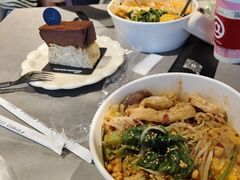 -W COLLECTIVE  DESSERT SHOP