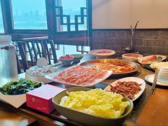 -小天鹅火锅·一线江景洪鼎旗舰店(洪崖洞店)