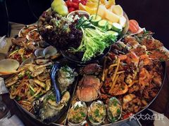 -日进一片海.生腌海鲜火锅.宵夜烧烤(三里屯总店)