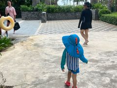 -三亚湾海居铂尔曼度假酒店