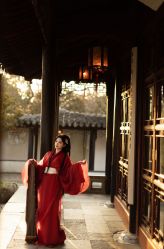 -一揽芳华汉服旗袍体验馆(拙政园店)