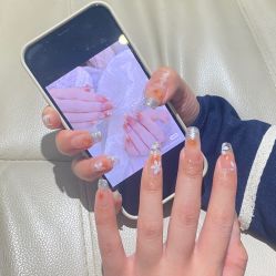 -UGIRL有个美甲