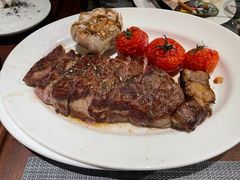 -MONICH牛排融合餐厅(和义大道购物中心店)