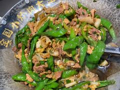 -费大厨辣椒炒肉(黄兴中心广场店)