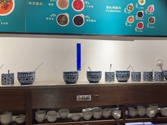 -尚尚仙·酸汤猪手·猪肚鸡火锅(华联万柳购物中心店)