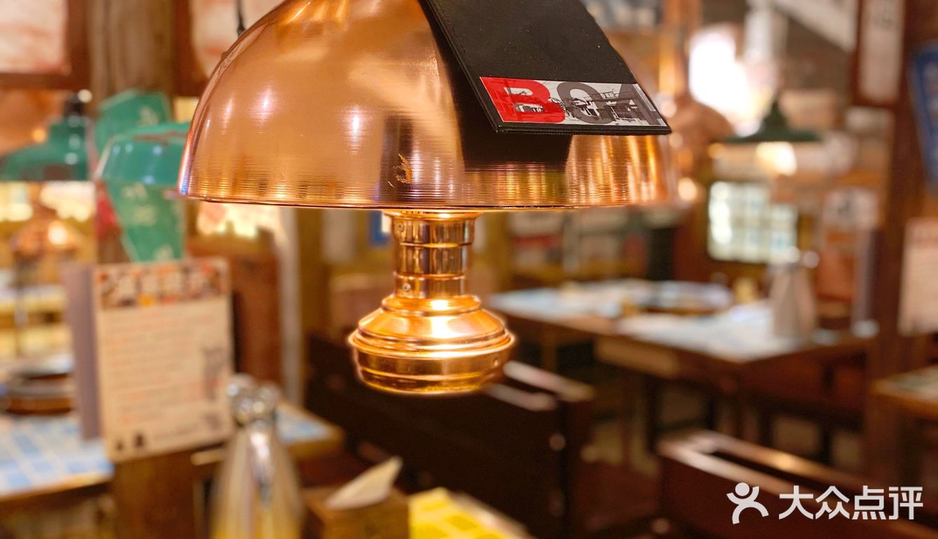 在武汉一秒瞬移韩国街头吃烤肉[调皮]