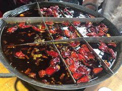 -白乐天毛肚火锅馆(南滨路店)