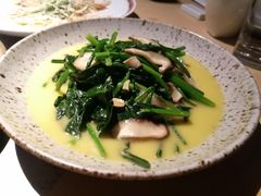 奶油菠菜-穹六人间 people 6(岳阳路店)