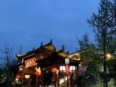 -楠柏弯休闲山庄(梨花溪店)