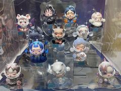 -泡泡玛特POPMART(凯德大峡谷店)
