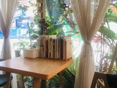 靠窗位-Hi coffee(东升店)