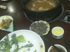 -菌之家·专业纯野生菌火锅·特色炒菌