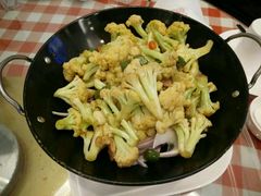 -鲁班小馆(政四街店)