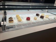 -潮一不贰·法式甜品·生日蛋糕·西式简餐(外滩店)