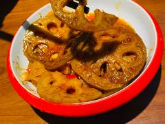 校门口麻辣藕片-老闵田螺馆·南昌特色(总店)
