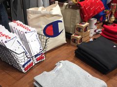 -Champion(武汉国际广场店)
