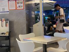 大堂-野萃山·潮汕厚果汁(十亩地店)