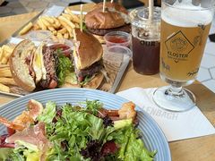 -LENBACH兰巴赫西餐啤酒坊(大连东港店)