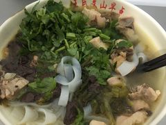 -文山荷鲜居(翠湖店)