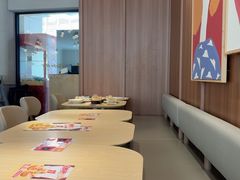 -必胜客(WOW阿罗海店)