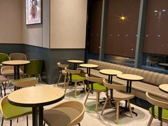 大堂-星巴克(宏汇国际广场店)
