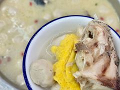-丹水桥地锅鱼·翘嘴鲌·地方特色全鱼宴(丹江口大坝店)