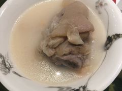 老妈蹄花汤-辛香汇(飞洲店)