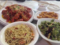 -江湖亮亮蒸虾大排档烤全羊清真(武汉总店)