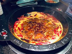 -三个四川人火锅(华联商厦店)