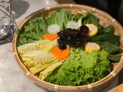 蔬菜拼盘-尚尚仙·酸汤猪手·猪肚鸡火锅(华联万柳购物中心店)