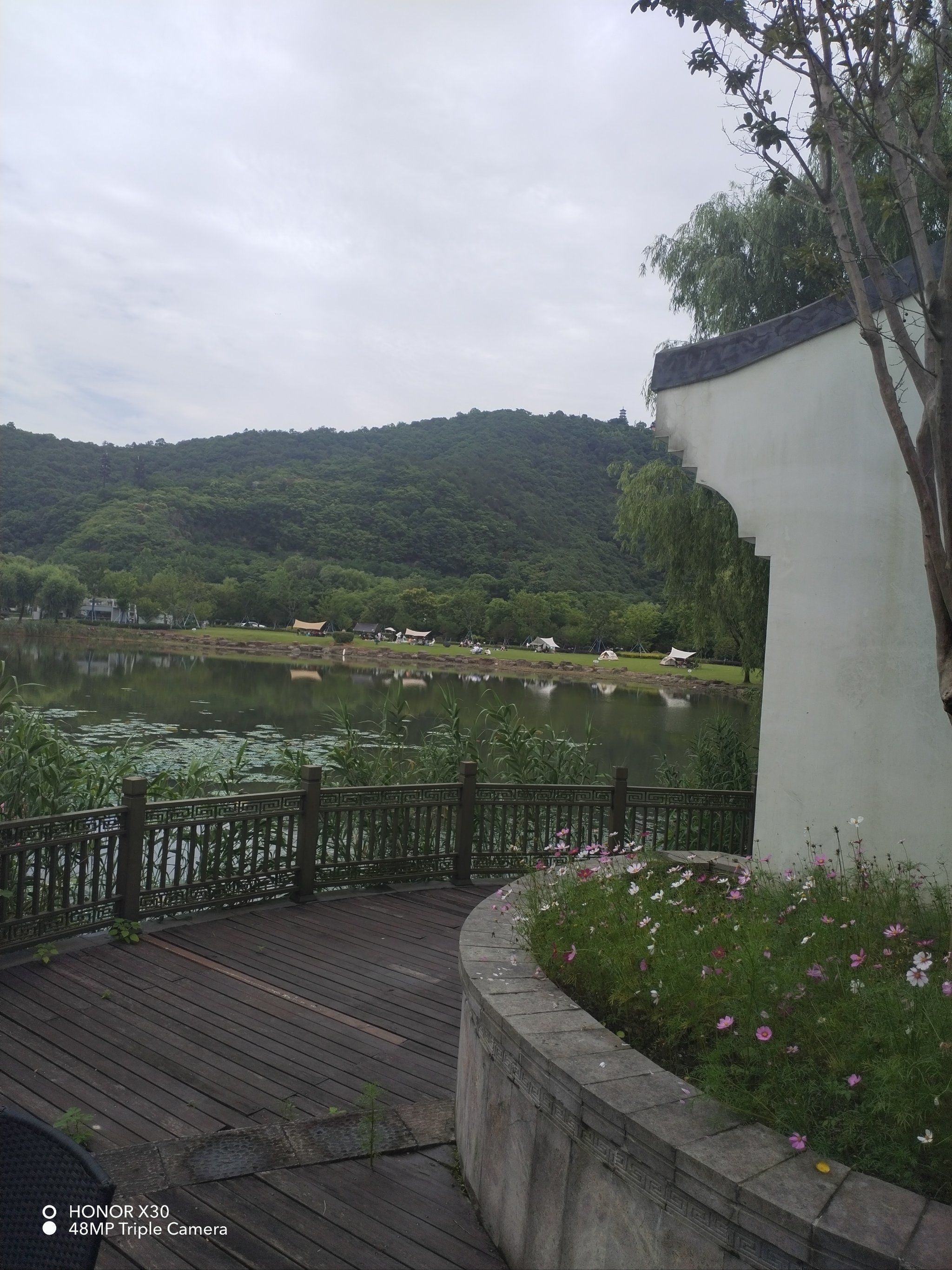 湘湖 玛雅岛 很独特的一家素食餐厅