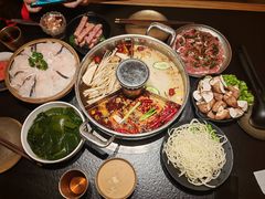 -晓宇重庆火锅(西安荟聚店)