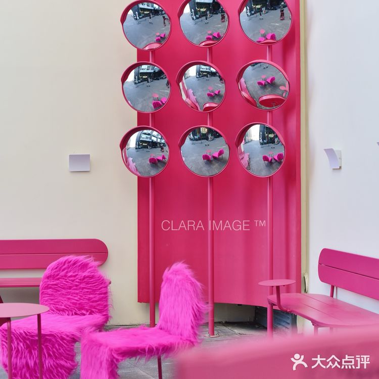 北京|咖啡馆里的粉色泡泡🫧