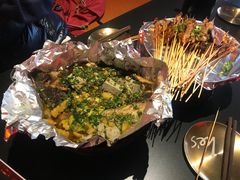 -何师烧烤Pro ·江湖川菜·小龙虾·精酿(太古里旗舰店)