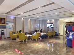 -潮漫酒店(北京通州环球度假区临河里地铁站店)