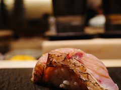 喉黑鱼寿司-鮨清日本料理
