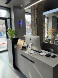 -老肖男士理发店