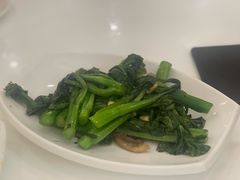 猪油渣生炒菜心-至潮餐厅精致粤菜·活鲈鱼·走地鸡(珠江新城店)